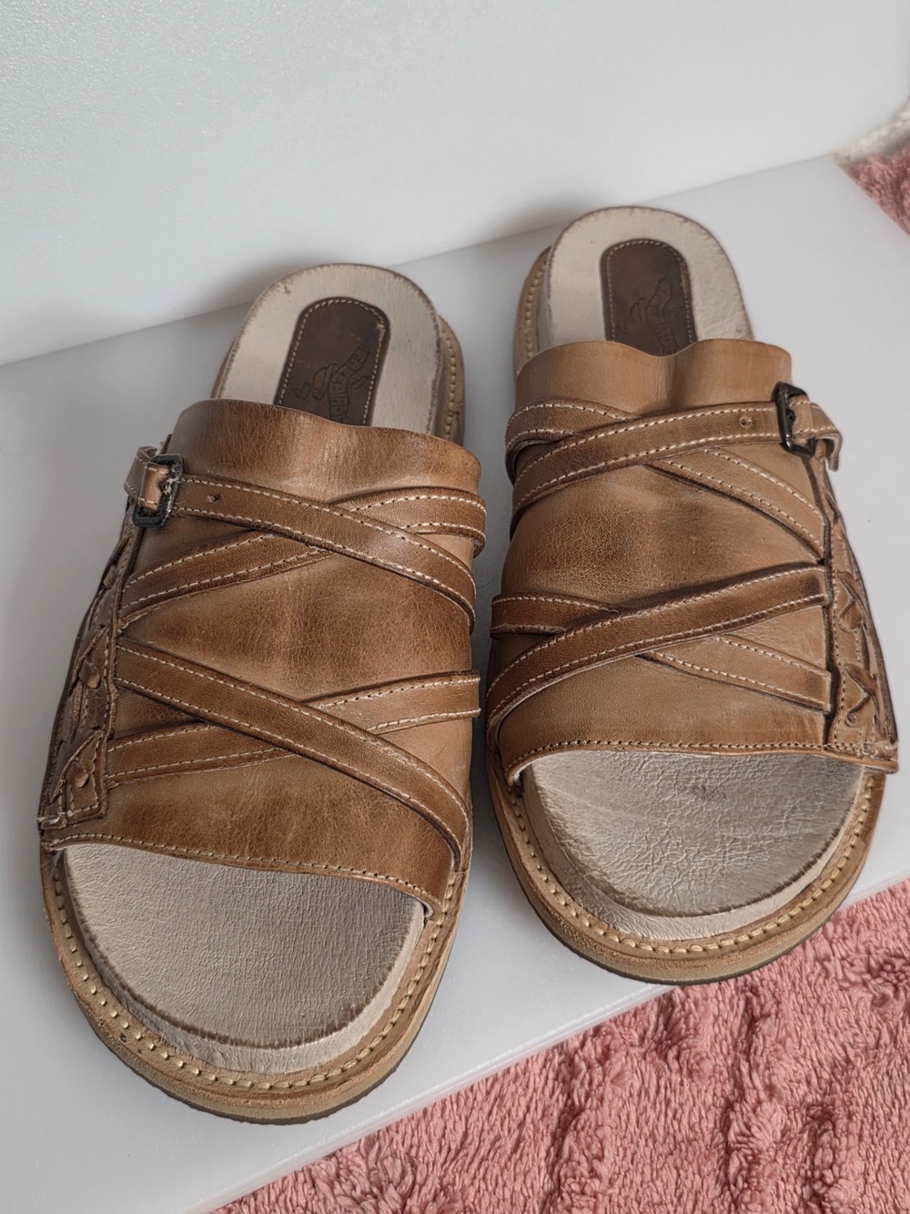 Freebird by Steven FLEETWOOD Brown Leather Strappy Slide Sandals